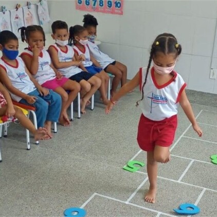 Educação infantil: aula de capoeira estimula coordenação motora