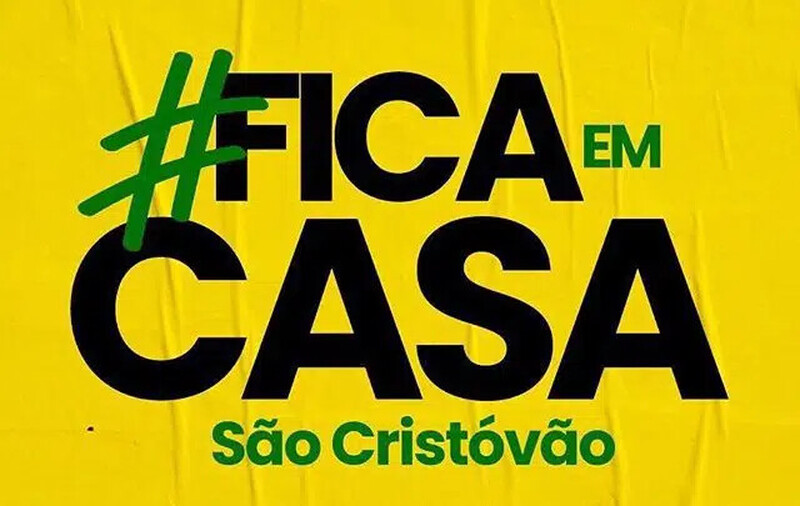 Fica em Casa