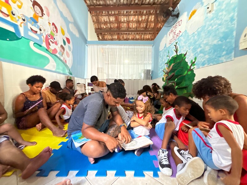  Dia do Livro nas Escolas Comunitárias