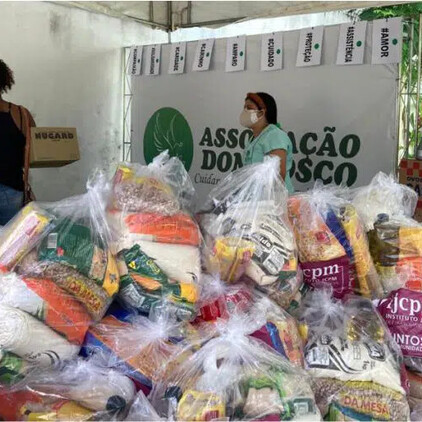 Em um único dia, 340 famílias são beneficiadas com cestas básicas