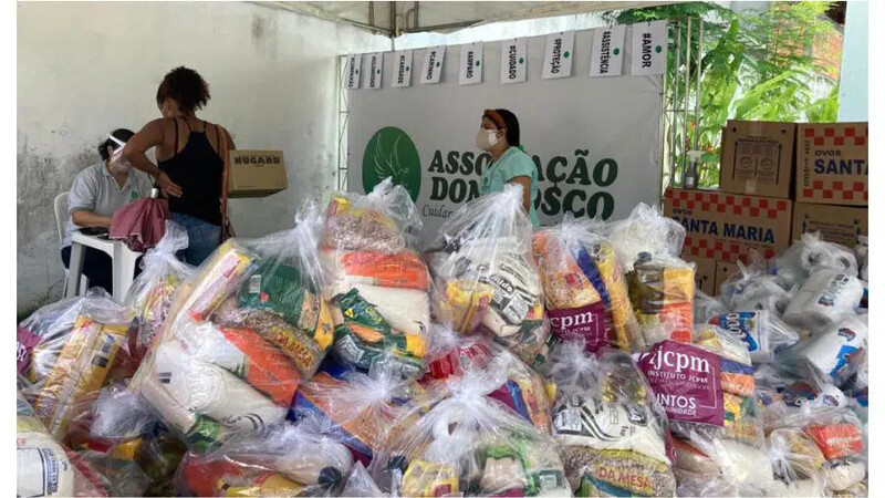 Em um único dia, 340 famílias são beneficiadas com cestas básicas