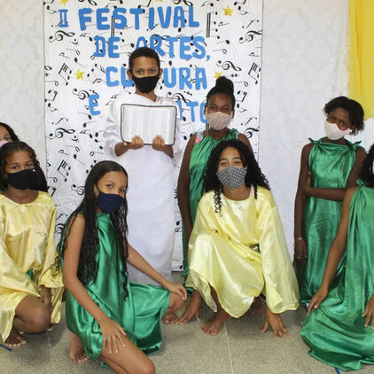 Jovens da Associação participam de Festival de Arte, Cultura e Talentos