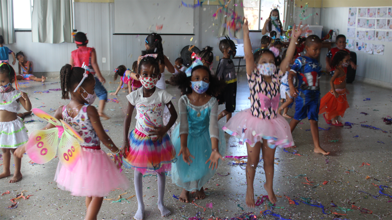 Abram alas, é o nosso baile de carnaval da educação infantil